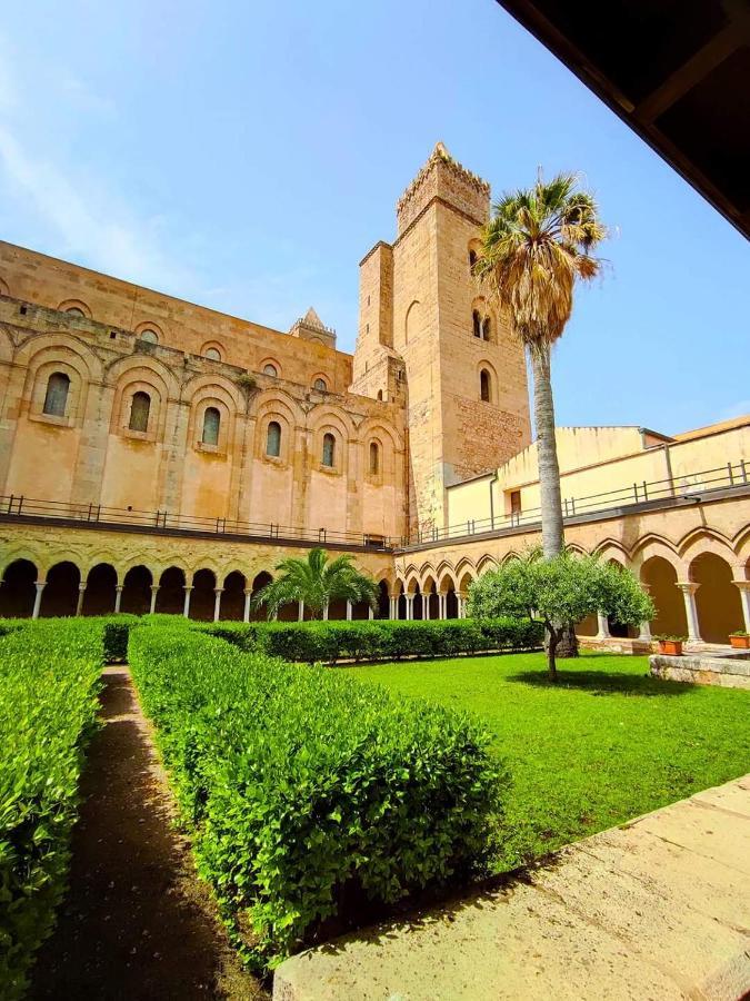 Familyholidays La Finestra Di Fronte 切法卢 外观 照片